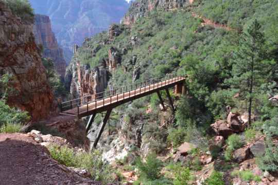 The Best Grand Canyon Day Hikes - ManOfLands